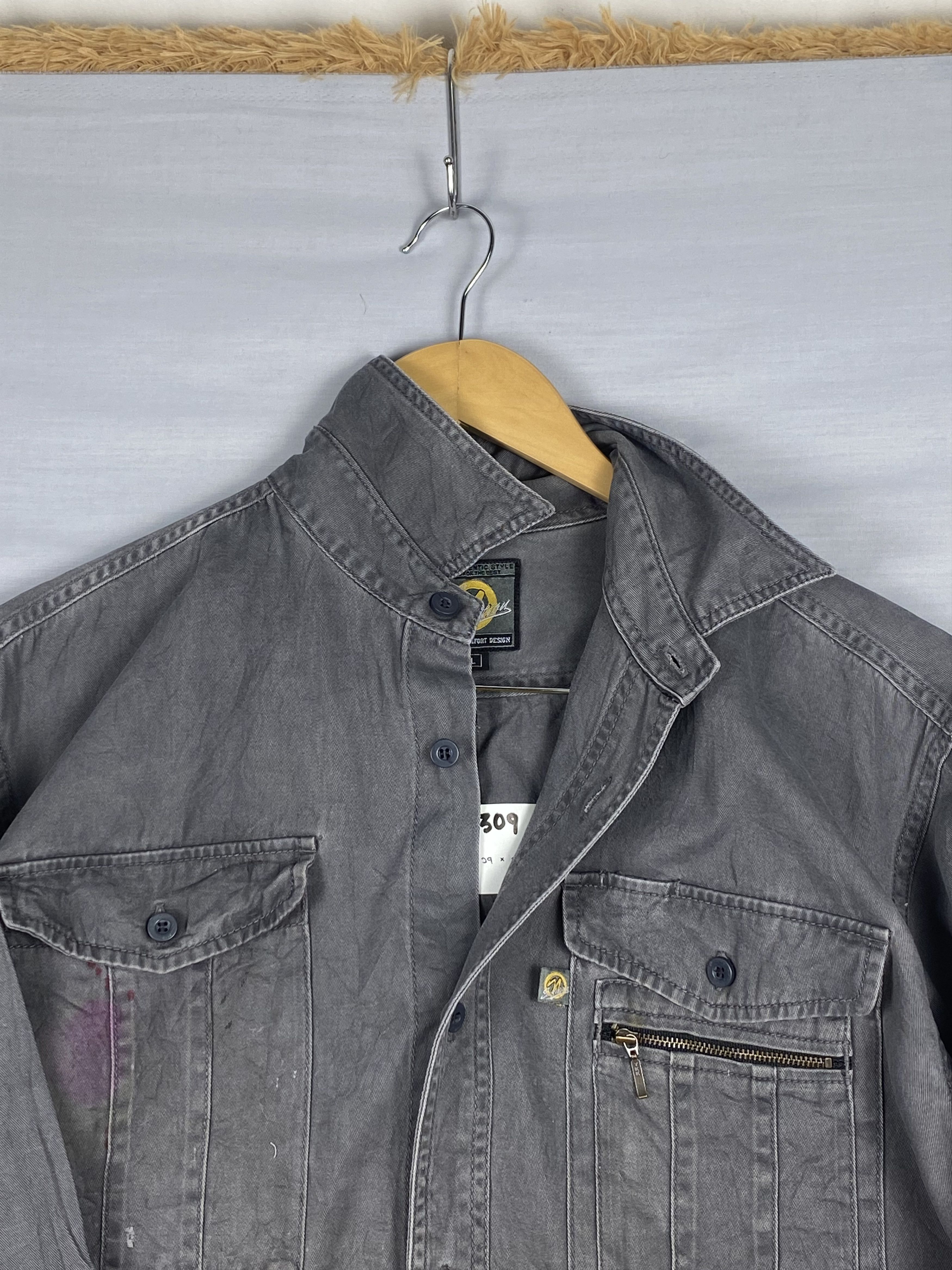 Japanese Brand Vintage Japanese Brand Button Up Twill Workwear Shirt Size US L / EU 52-54 / 3 - 5 Thumbnail