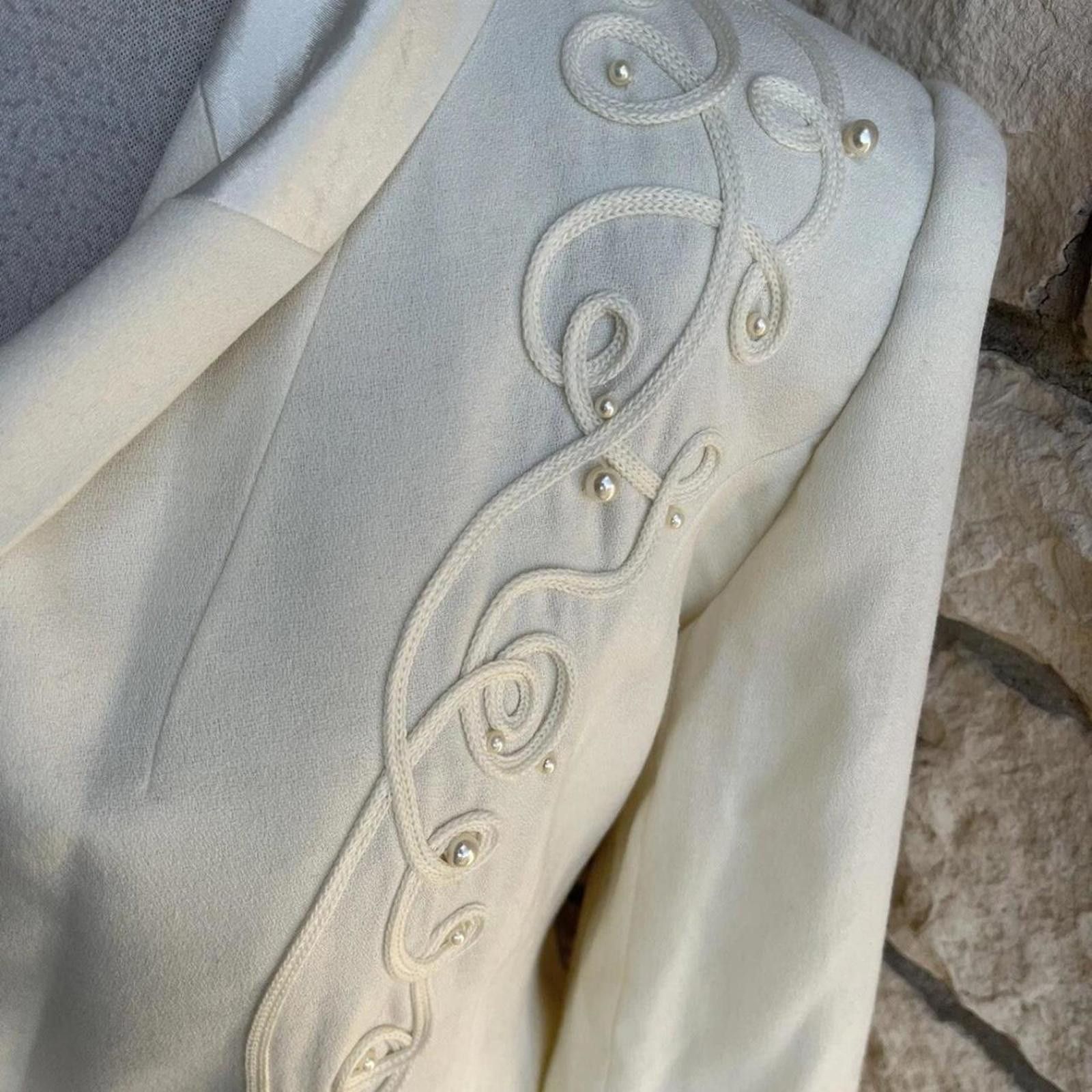 Executive Collection vintage Size 12?ML?see measures
