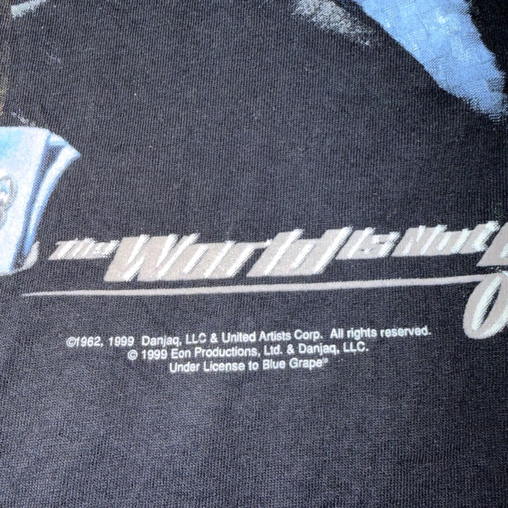 Vintage VINTAGE James Bond 007 The World Is Not Enough Movie Promo T Shirt XL Blue Grape 1999 Size US XL / EU 56 / 4 - 3 Thumbnail