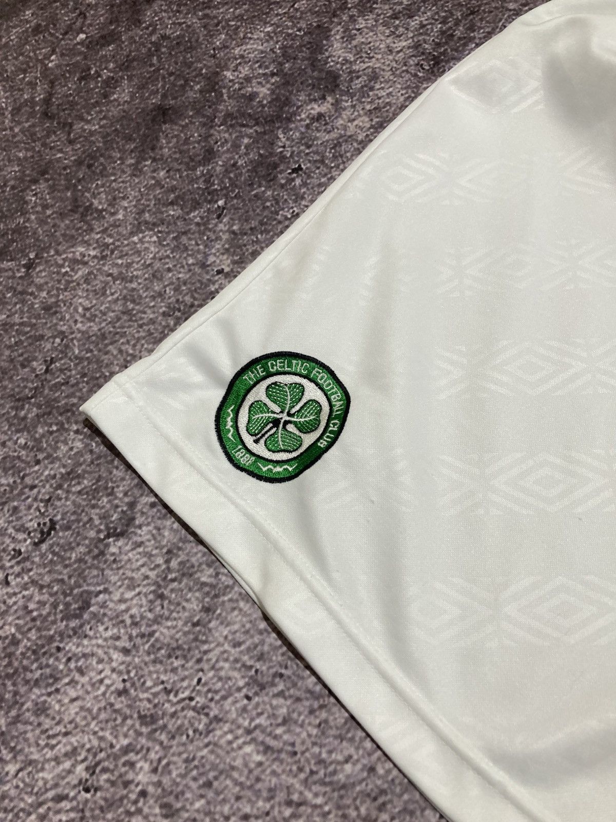 Umbro Umbro Celtic 1997-1999 Away Soccer Football Blokcore Shorts Size US 32 / EU 48 - 2 Thumbnail