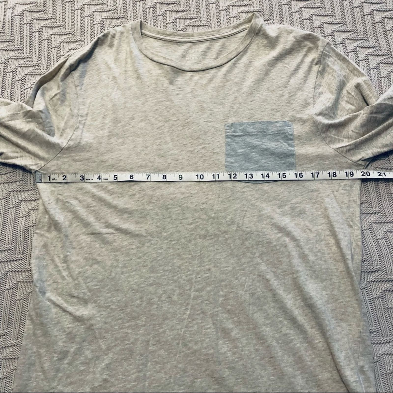 J.Crew J Crew beige long sleeve slim fit tee Size US M / EU 48-50 / 2 - 6 Thumbnail