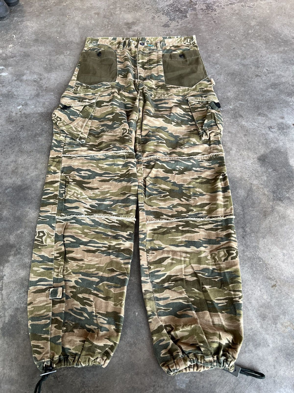 If Six Was Nine × PPFM PPFM TIGER STRIPE CAMO CARGO PANTS VERY RARE Size US 31 - 1 Thumbnail