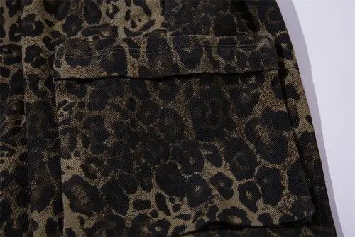 Designer × Japanese Brand Leopard print loose casual multi-pocket cargo shorts Size US 32 / EU 48 - 4 Thumbnail