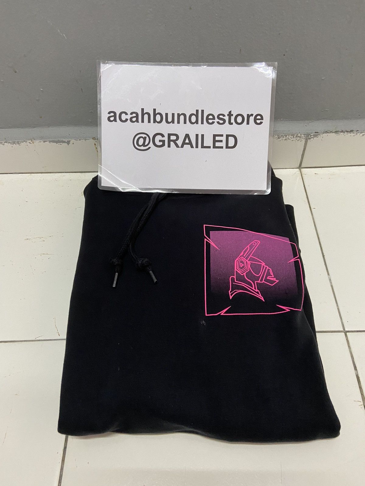 Uniqlo FORTNITE X UNIQLO DJ YONDER BLACK HOODIE Size US M / EU 48-50 / 2 - 15 Thumbnail