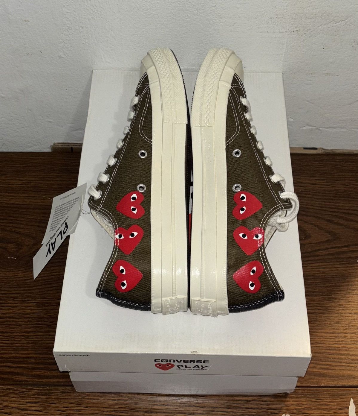 Converse Comme De Garcons Play CDG Converse Chuck 70 Low Heart Olive Size US 9 / EU 42 - 5 Thumbnail