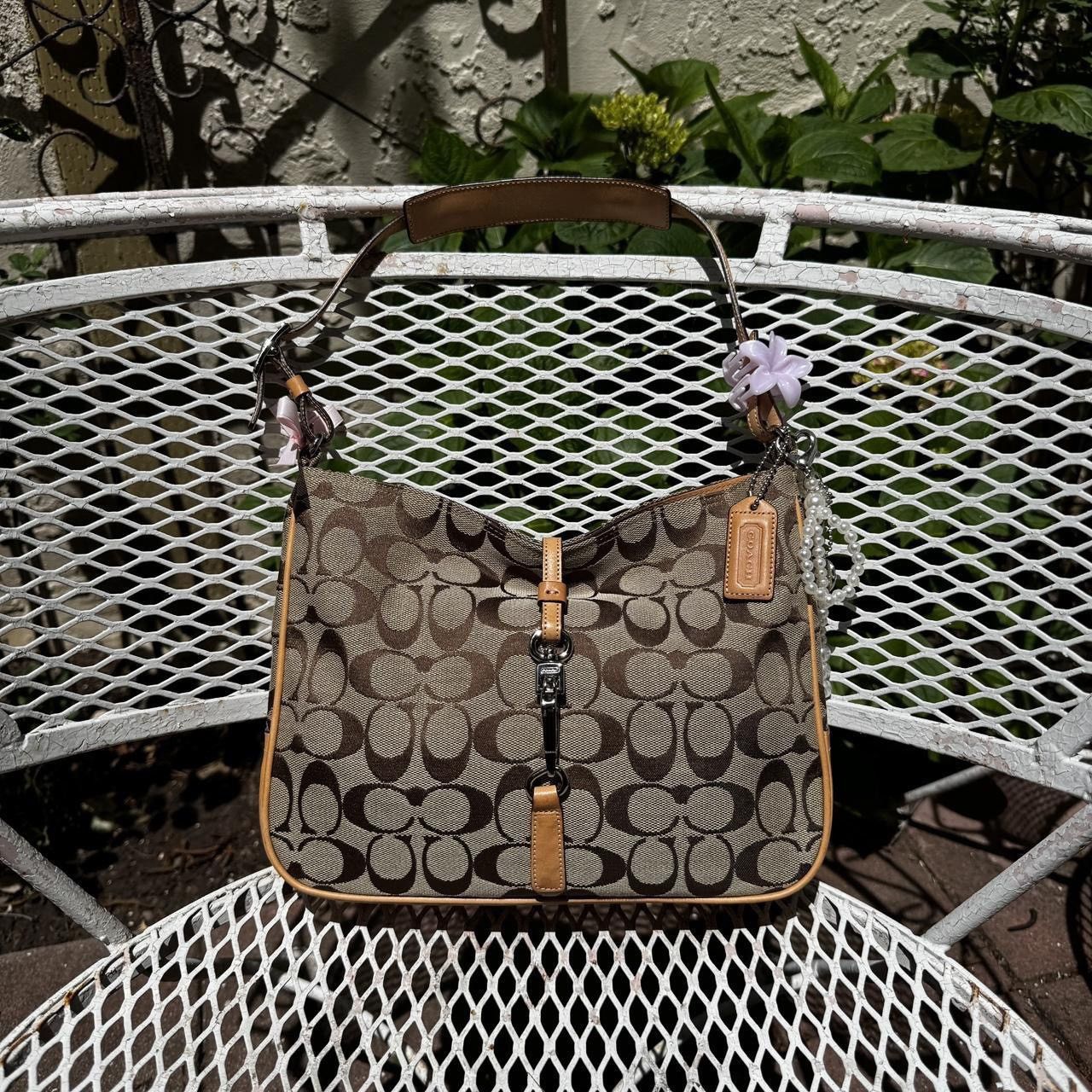 Coach Vintage Monogramed Coach Shoulder Bag with Clip Closure Size ONE SIZE - 1 Thumbnail