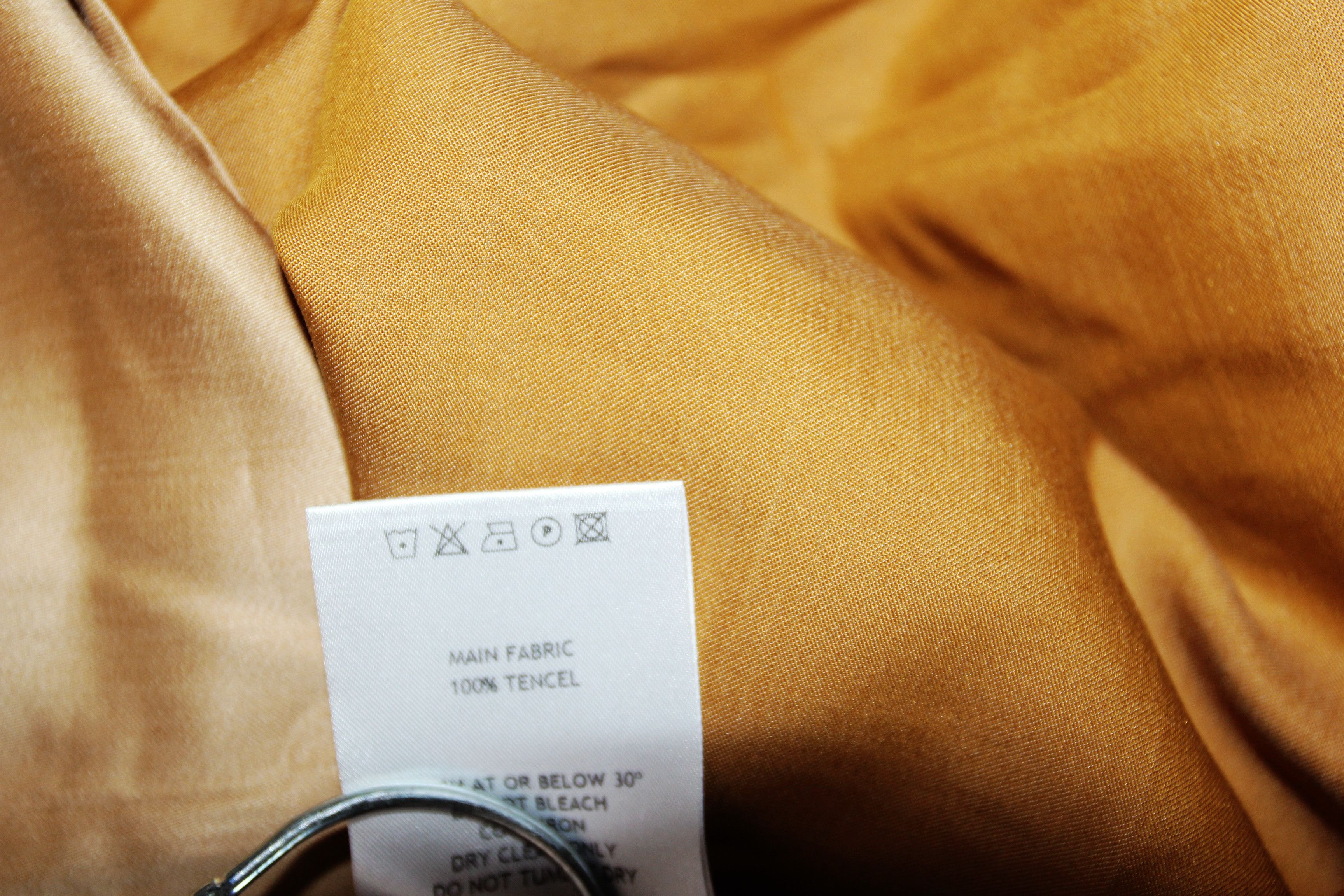 Ernest W. Baker BNWT SS23 ERNEST W. BAKER SLEEVELESS SHIRT 44 Size US S / EU 44-46 / 1 - 9 Thumbnail