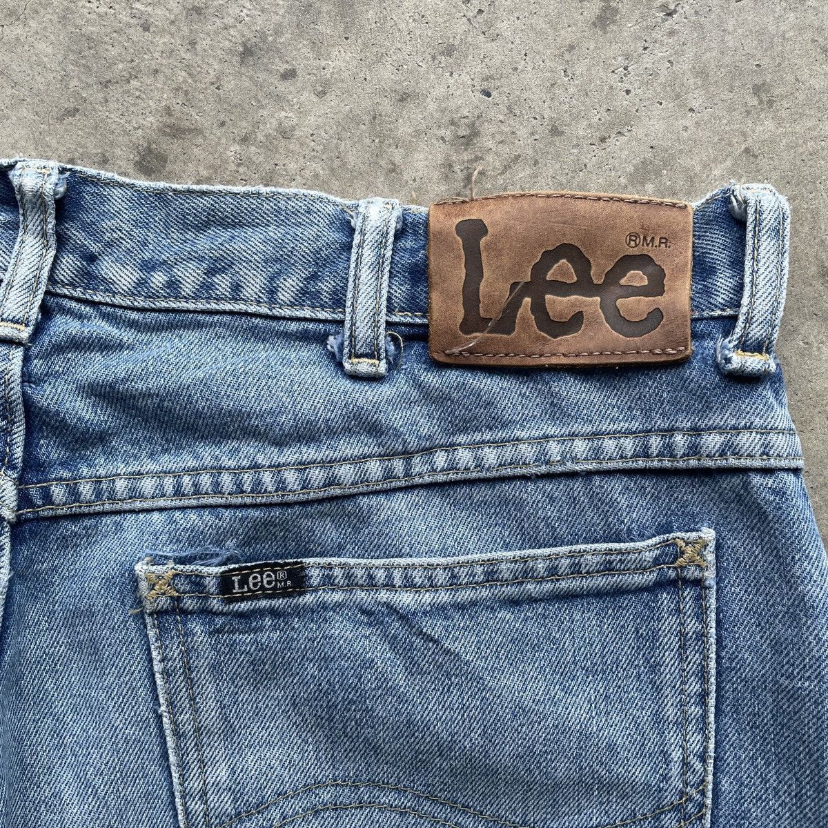 Japanese Brand Vintage Lee Japan Distressed Faded Jeans Denim Pants Size US 32 / EU 48 - 8 Thumbnail