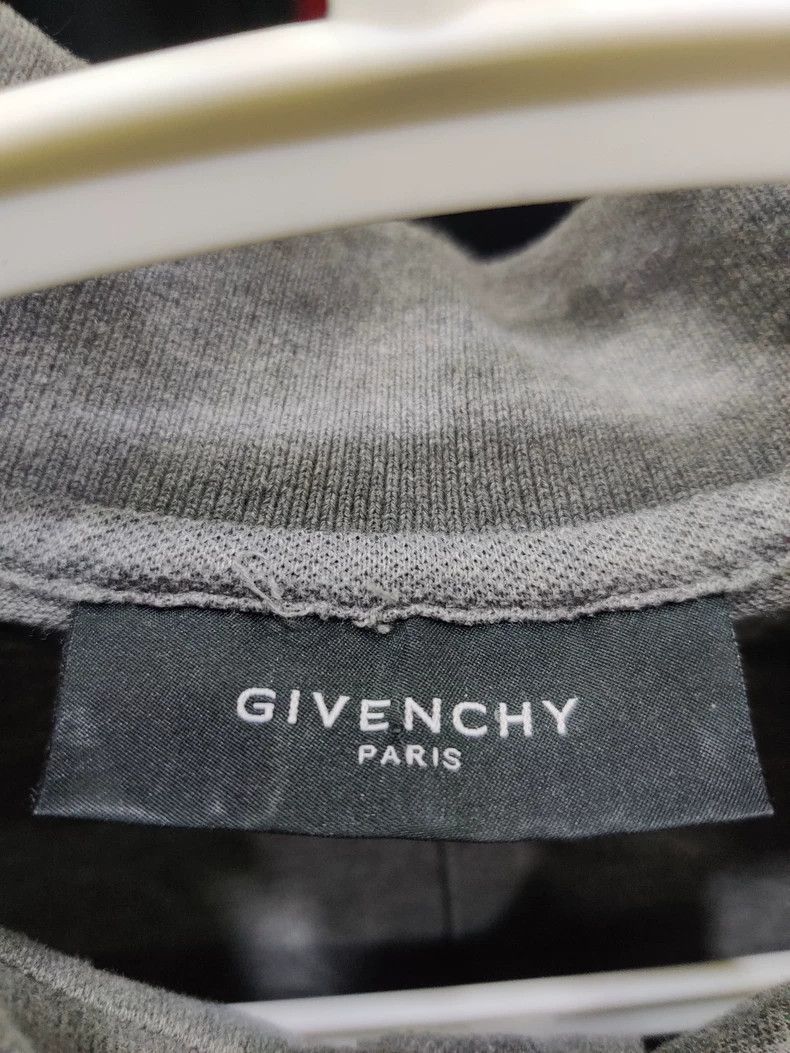 Givenchy Givenchy Grey polo shirt Size US M / EU 48-50 / 2 - 2 Thumbnail