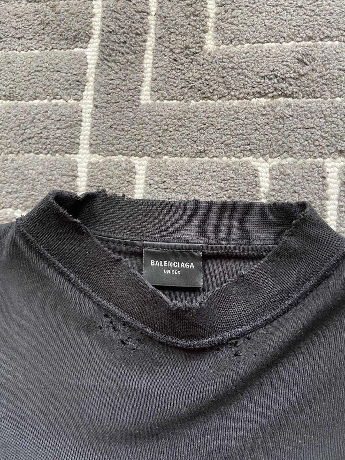 Balenciaga SS24 Balenciaga AI Generated T-Shirt Size US L / EU 52-54 / 3 - 6 Thumbnail