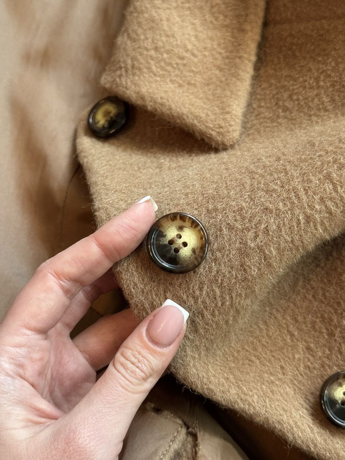 Valentino × Vintage Valentino 1990s vintage alpaca wool blend coat Size M / US 6-8 / IT 42-44 - 8 Thumbnail