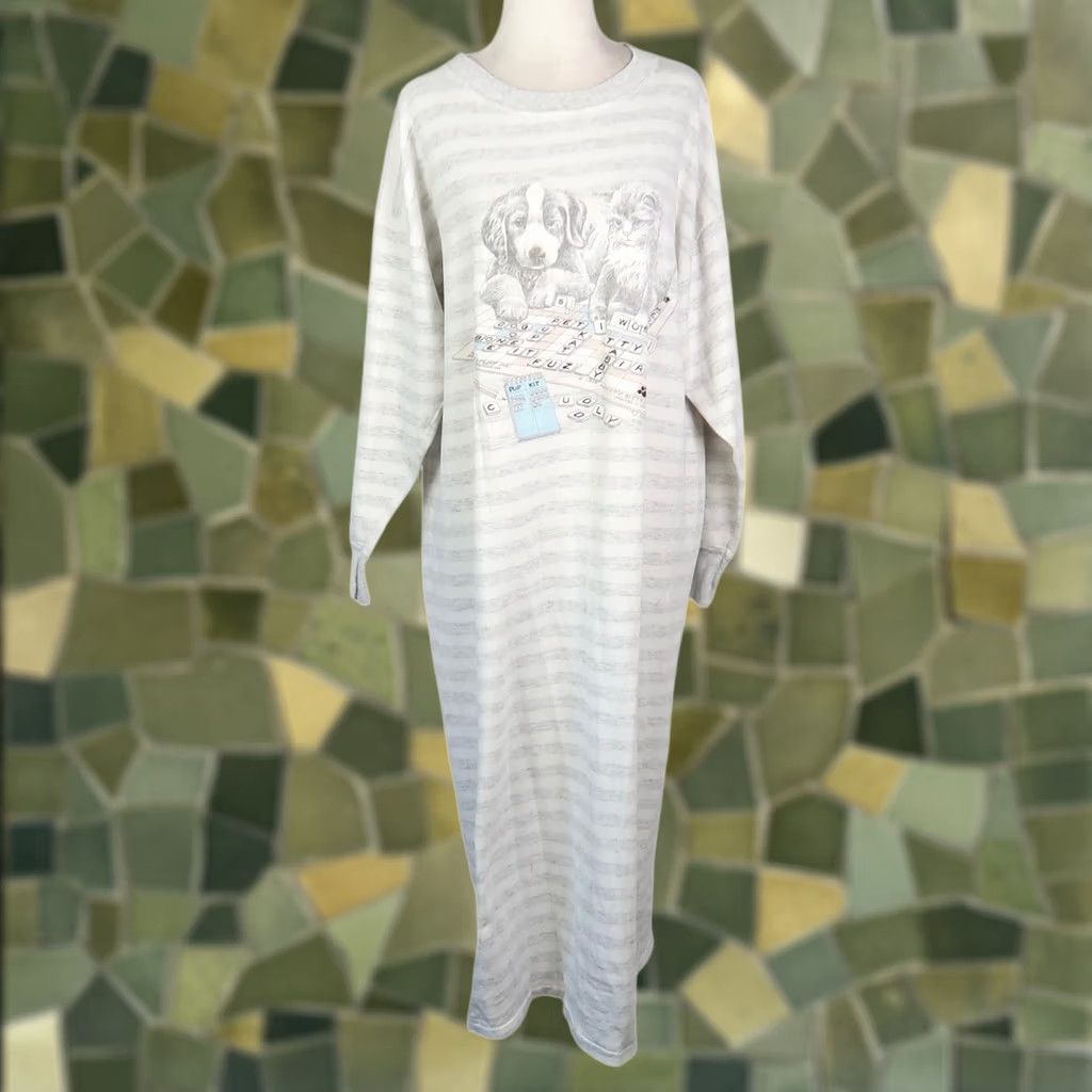 Vintage VINTAGE 90s CMS White Grey Stripe Cat Dog Graphic Sleep Dress Dress Womens L White Sleeves Long Stripe Animals 80s 90s Mens Womens Girls Boys Size L / US 10 / IT 46 - 1 Thumbnail