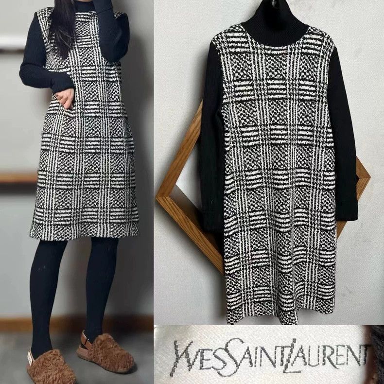 Yves Saint Laurent YSL Wool Colorblock Turtleneck Dress - dmc Size US L / EU 52-54 / 3 - 1 Thumbnail
