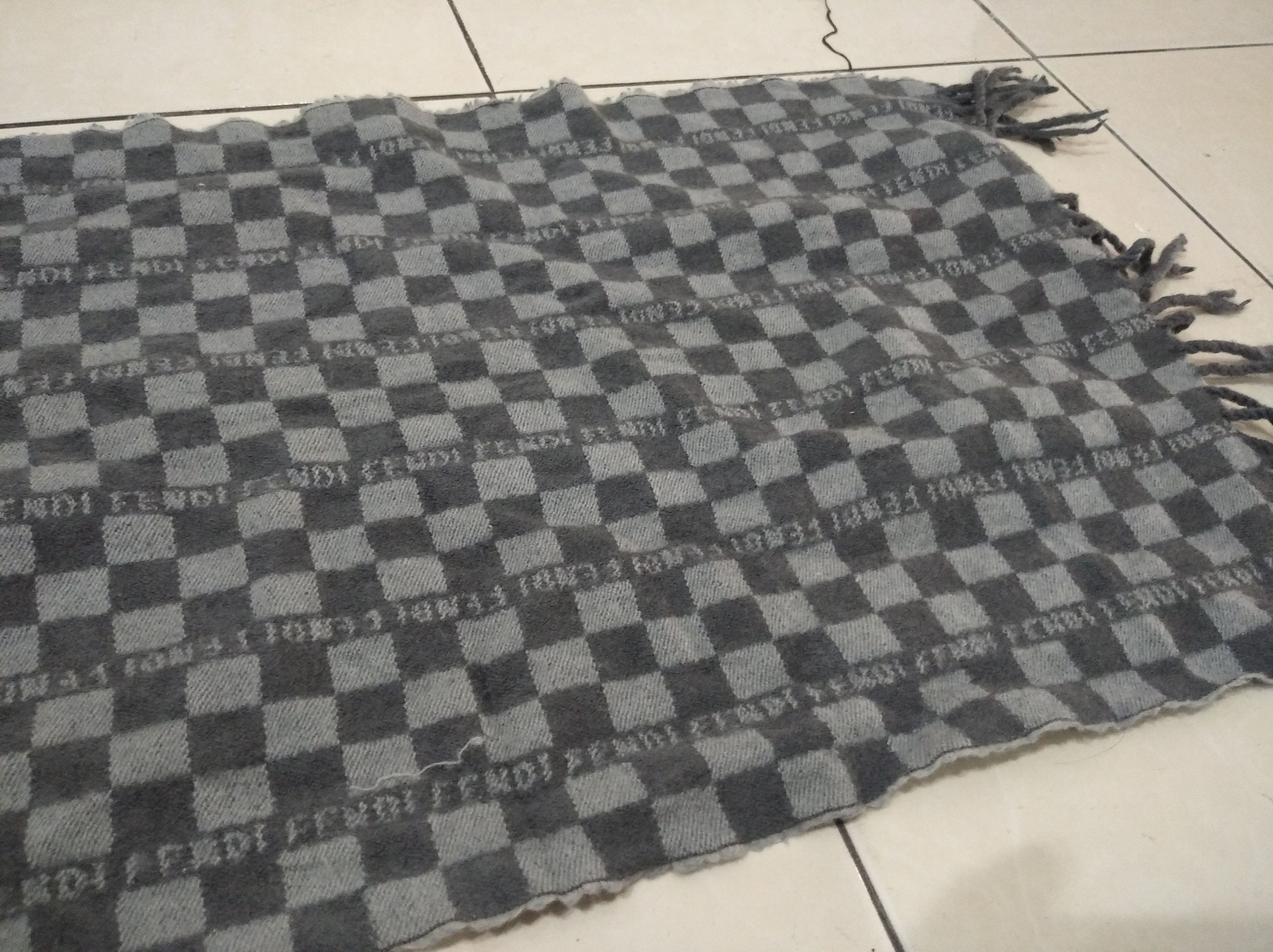 Fendi Vintage Fendi Monogram Scarf/Muffler Size ONE SIZE - 5 Thumbnail