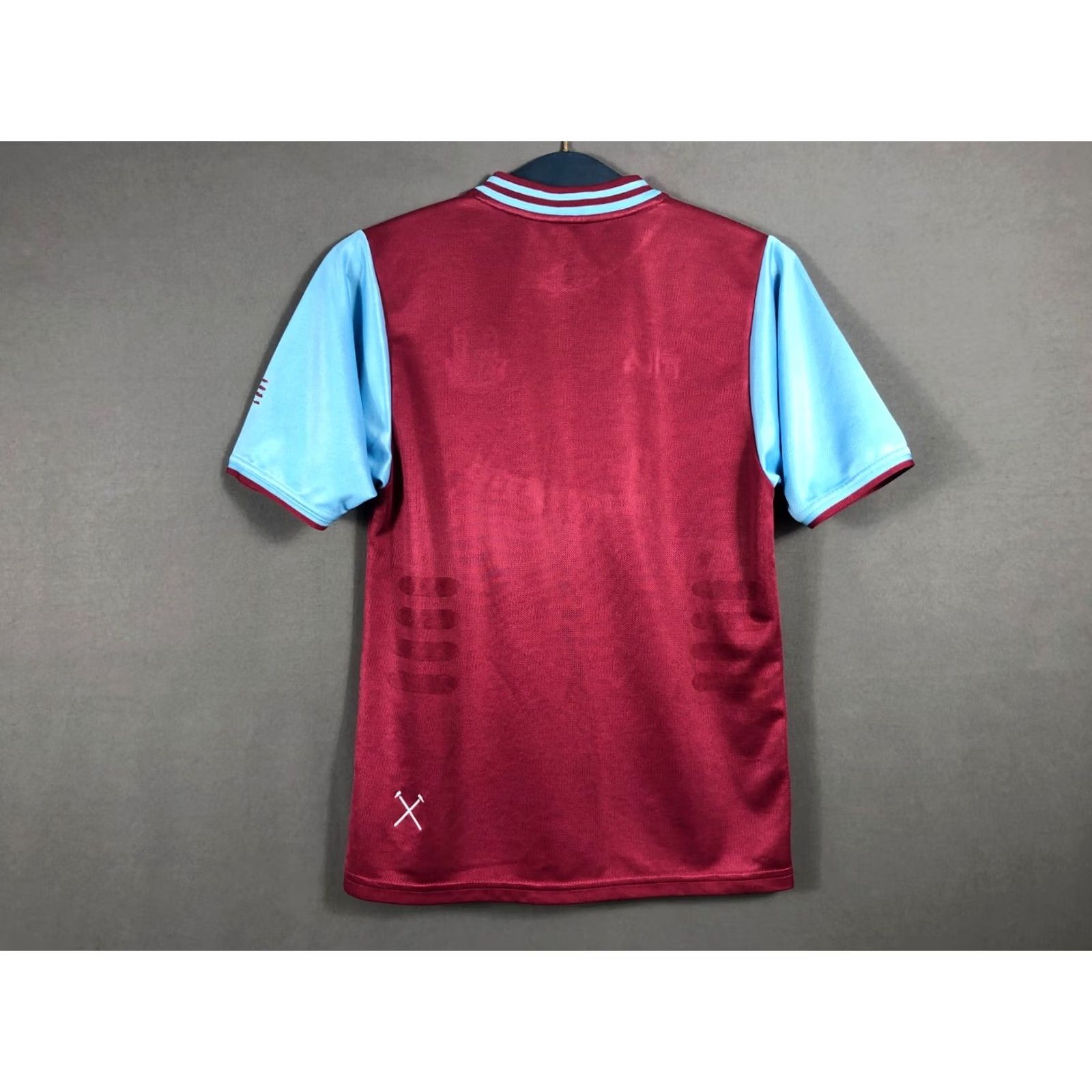 Fila FILA West Ham United Team T-Shirt Men Polyester Jersey Short Sleeve V-Neck Claret And Sky Blue Logos Sports Shirt Mens Size US M / EU 48-50 / 2 - 4 Thumbnail