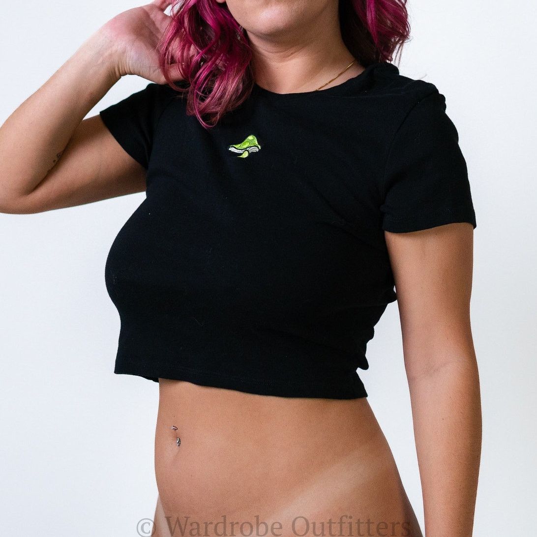 Designer Simple Black Mushroom Cropped Tee Shirt Size L / US 10 / IT 46 - 4 Thumbnail