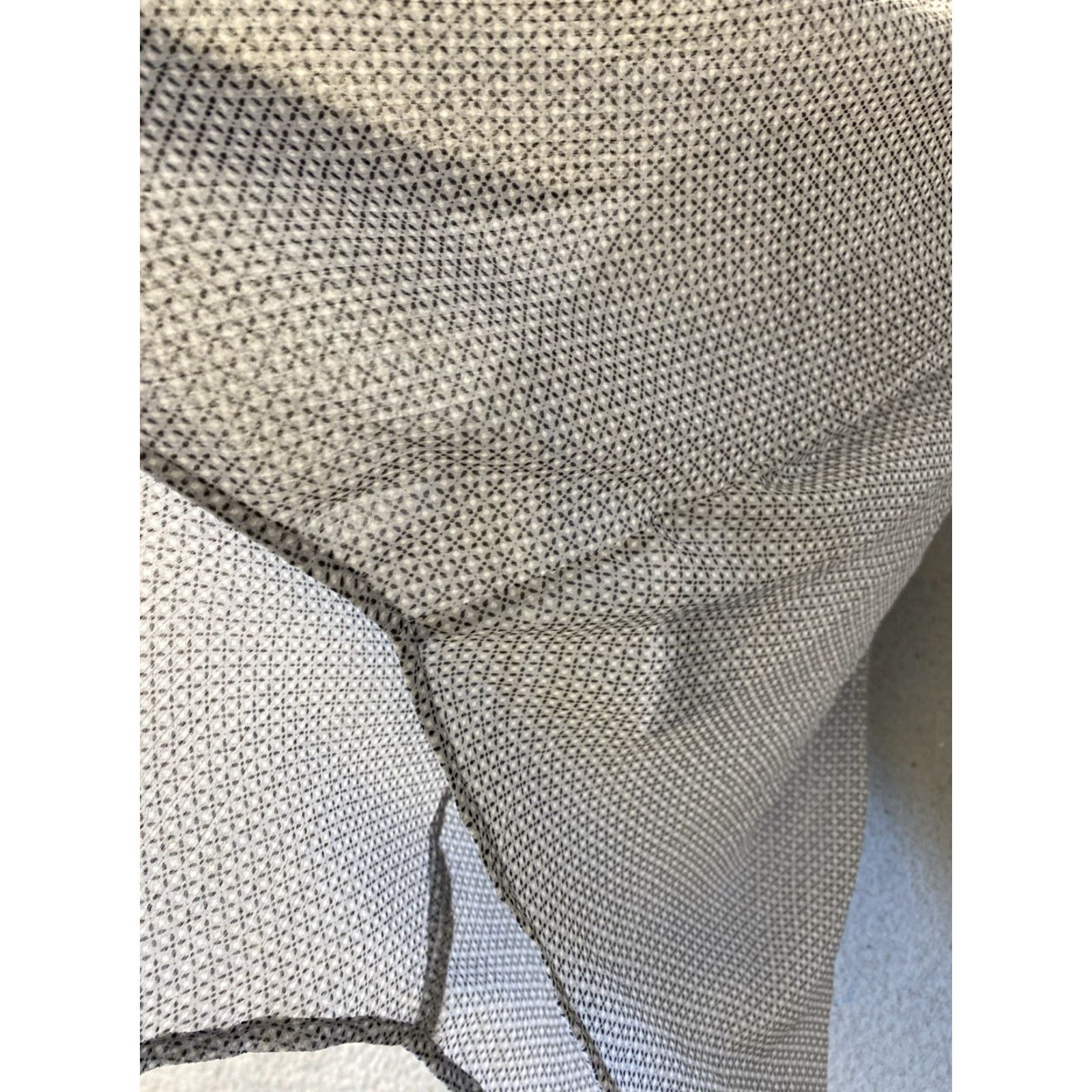 Vintage VINTAGE KUT FROM THE KLOTH Gray Tunic Blouse Womens Size L V-Neck Cross Print Size L / US 10 / IT 46 - 8 Thumbnail