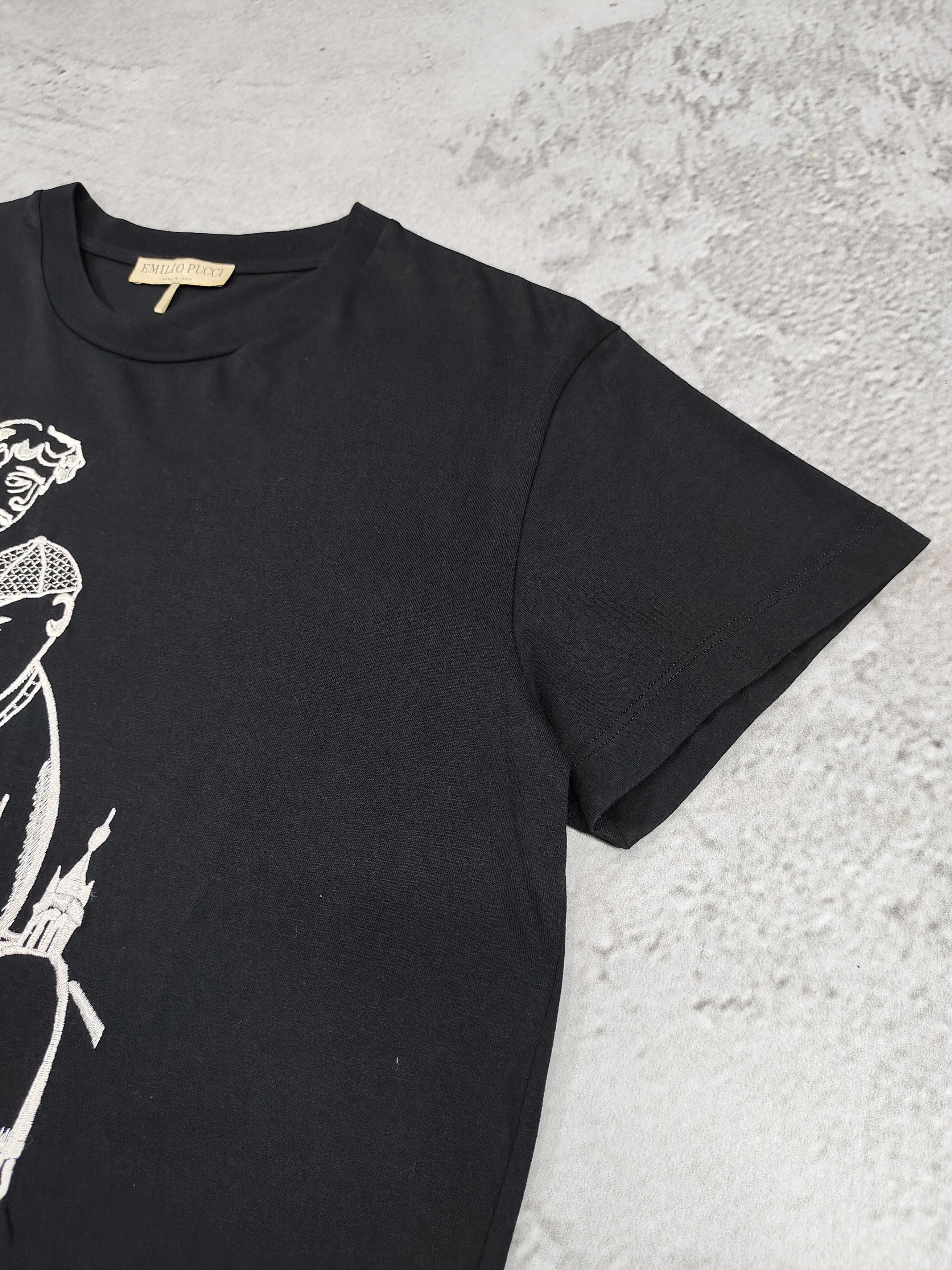 Emilio Pucci Emilio Pucci-Minimalist Artcore Classical Embroidered Tee Size M / US 6-8 / IT 42-44 - 2 Thumbnail