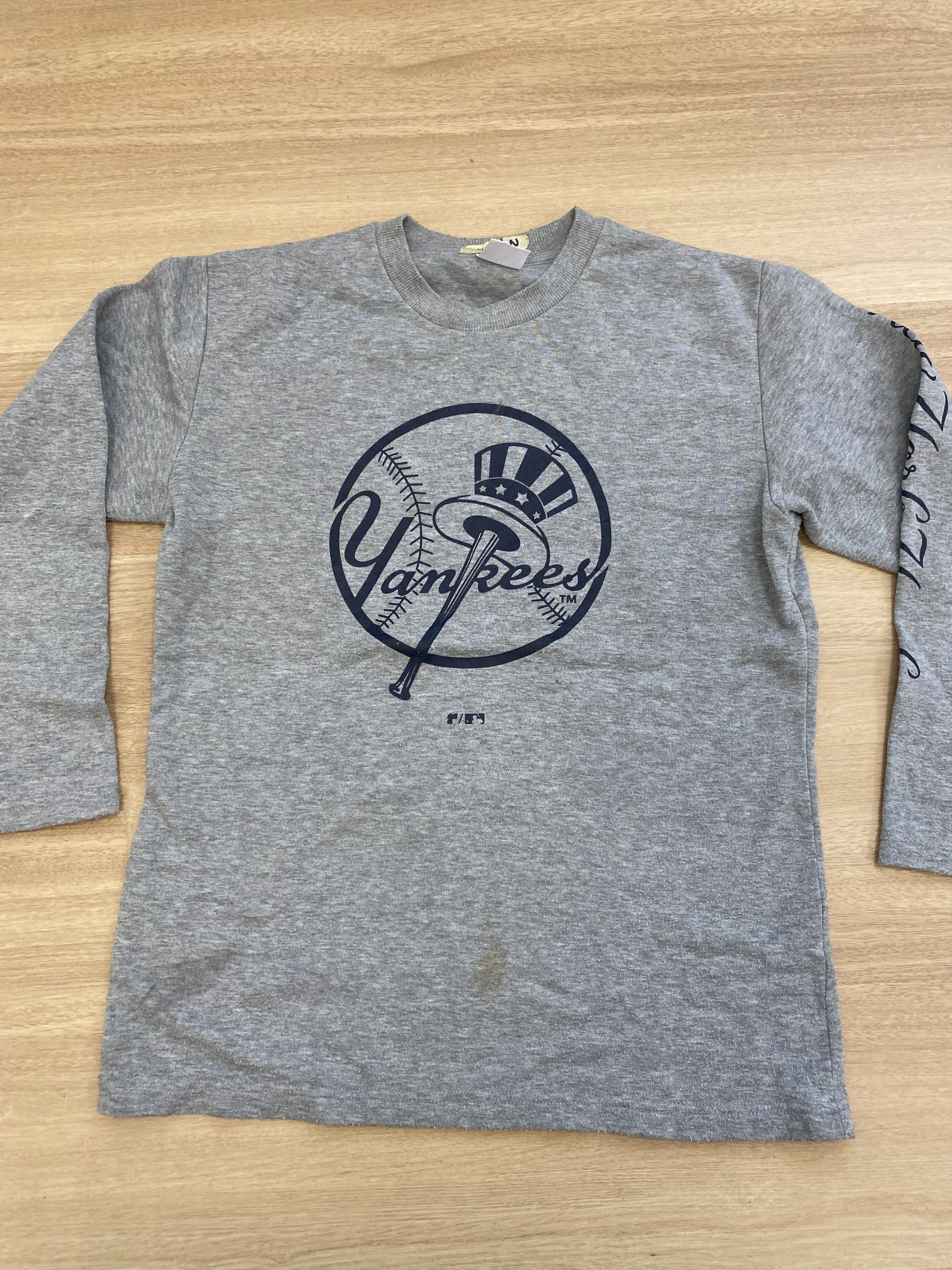 New York Yankees yankess long sleeve size L Size US L / EU 52-54 / 3 - 2 Thumbnail