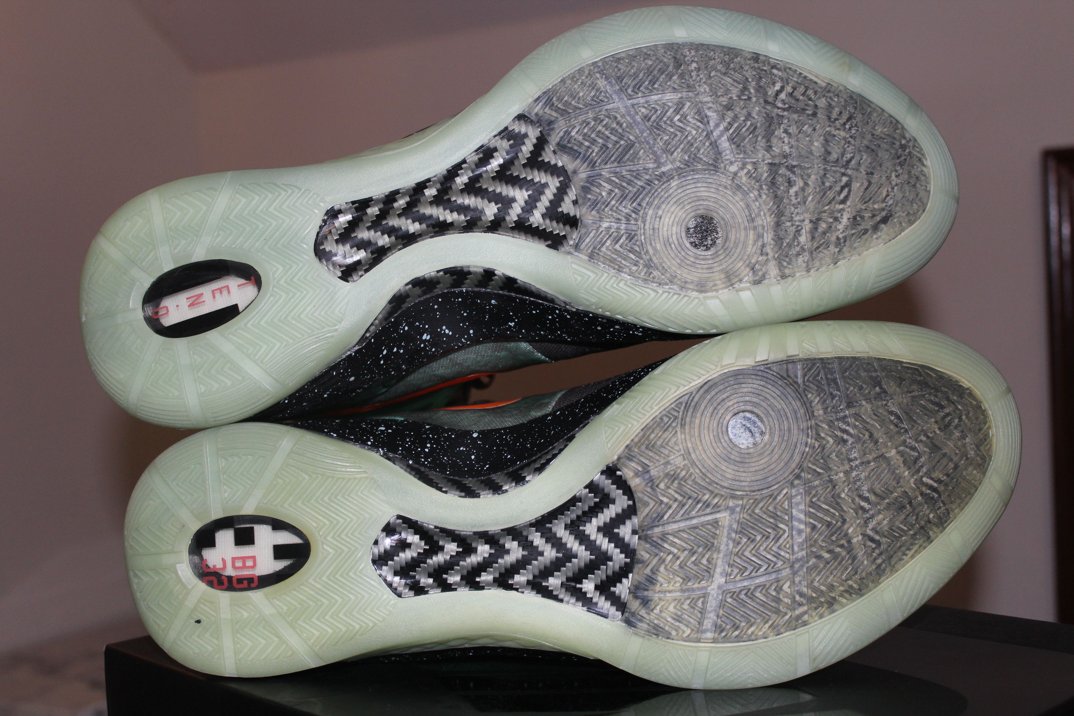 Nike Nike Zoom Hyperdunk 2011 Galaxy 469776-888 Size 14 SAMPLE Size US 14 / EU 47 - 6 Thumbnail