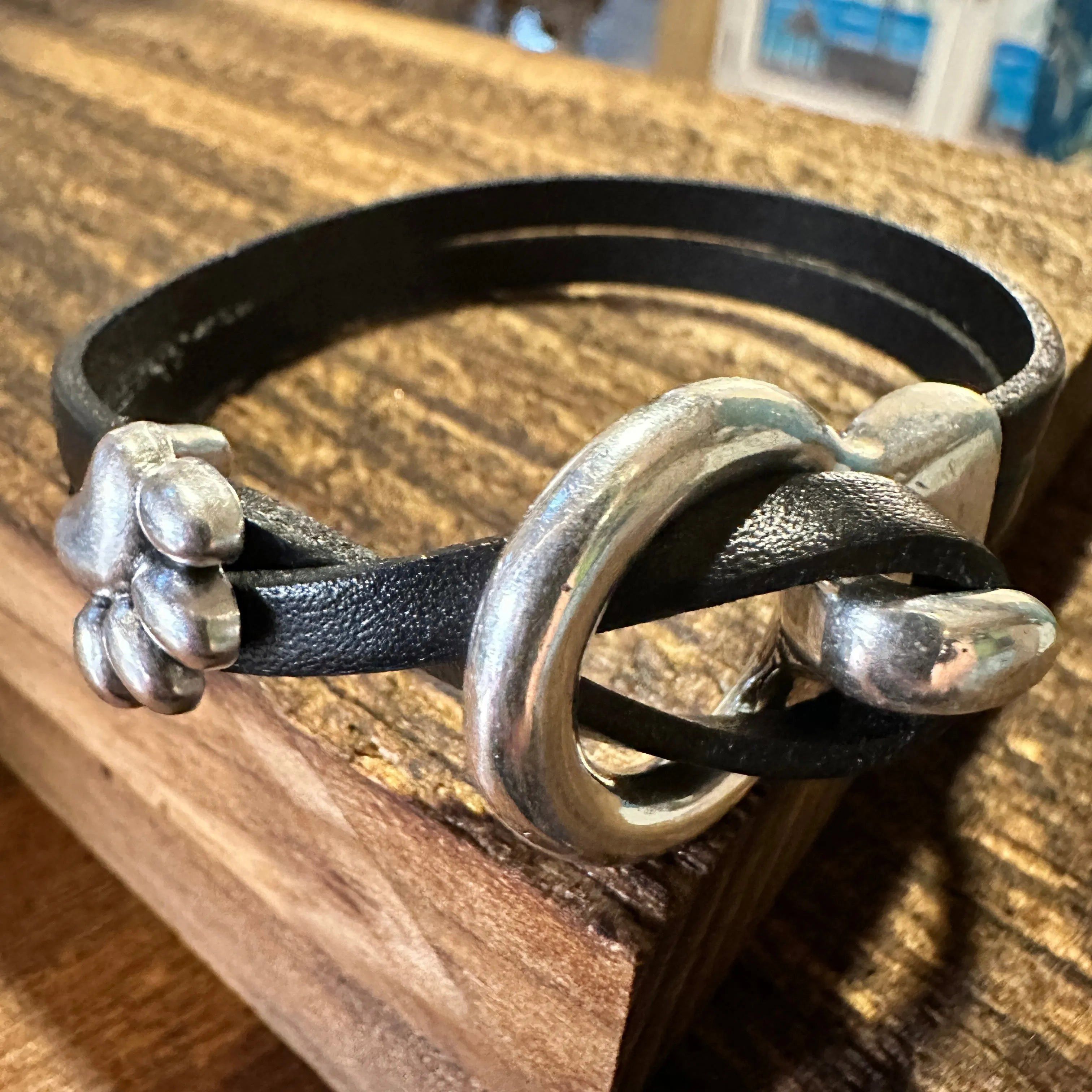 Other Boho Hippie Black Leather Pet Paw Circle Buckle Cuff Bracele Size ONE SIZE - 2 Thumbnail