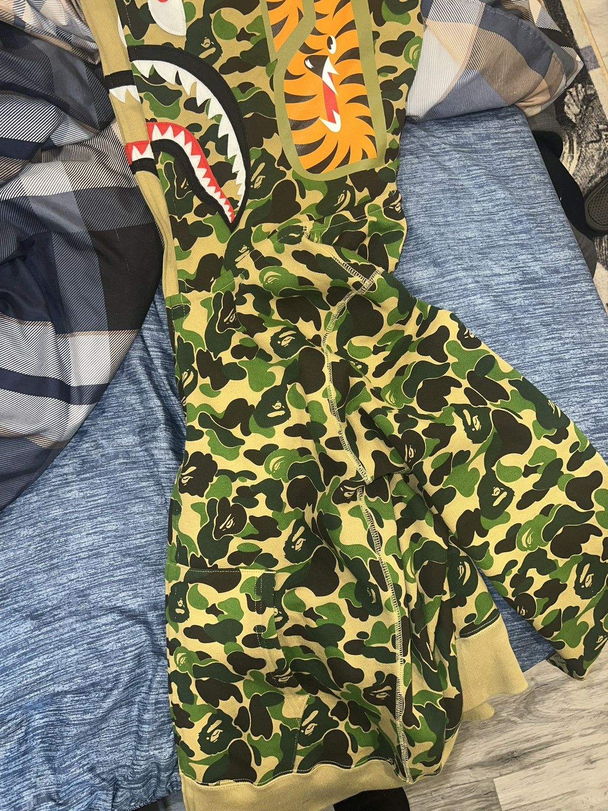 Bape Bape ABC Camo Double Shark Size US M / EU 48-50 / 2 - 3 Thumbnail