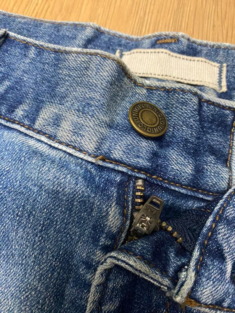 Japanese Brand Vintage Uniqlo Japanese Fabric by Kaihara Slim Fit Jeans Size US 34 / EU 50 - 12 Thumbnail