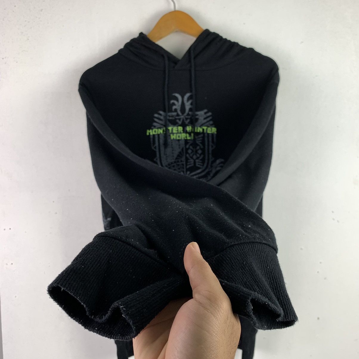 Japanese Brand × The Game Vintage Monster Hunter World Hoodie Size US XXL / EU 58 / 5 - 7 Thumbnail