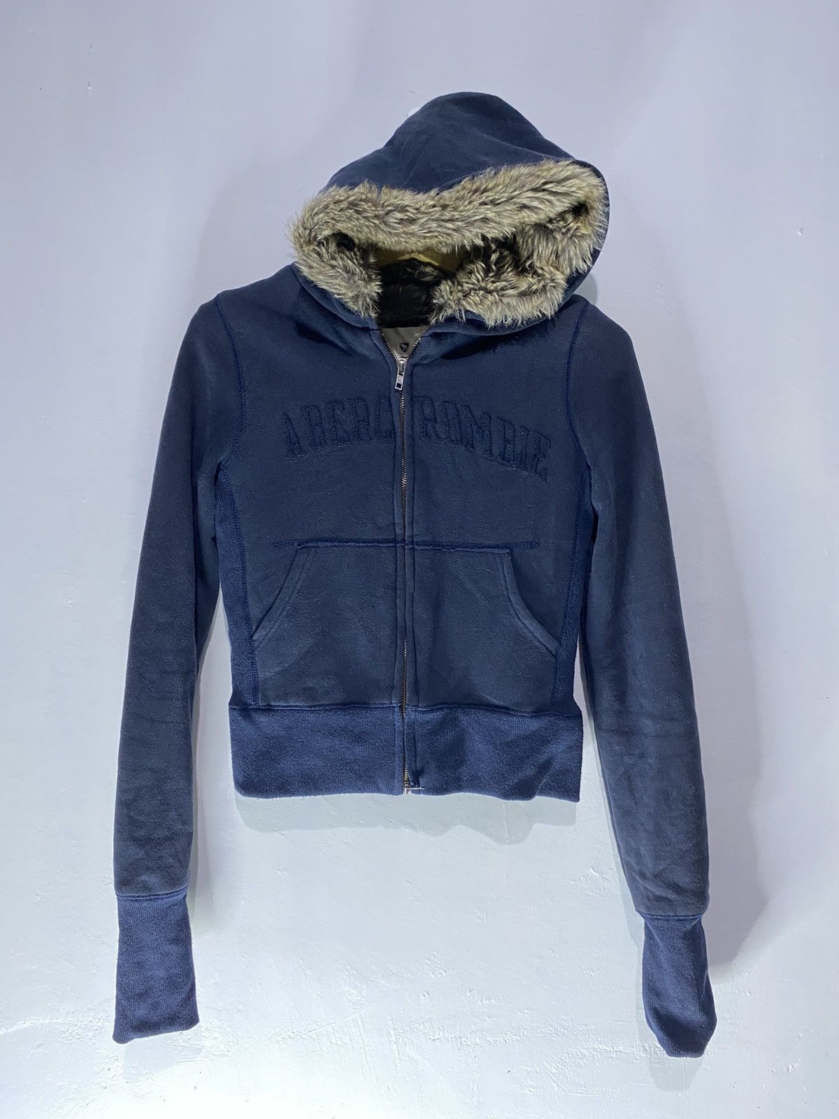 If Six Was Nine × Japanese Brand × Le Grande Bleu (L.G.B.) Vintage ebercrombie faux fur hoodie Size US S / EU 44-46 / 1 - 1 Thumbnail
