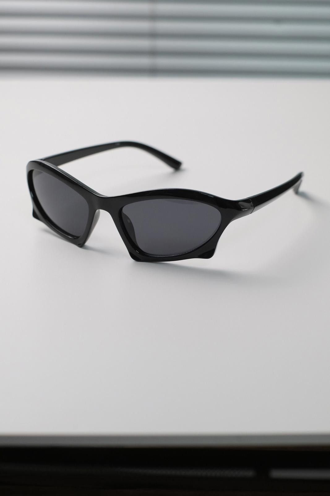 Other Rare Y2k Avant Garde Futuristic Black Sunglasses Unisex OS Size ONE SIZE - 1 Thumbnail
