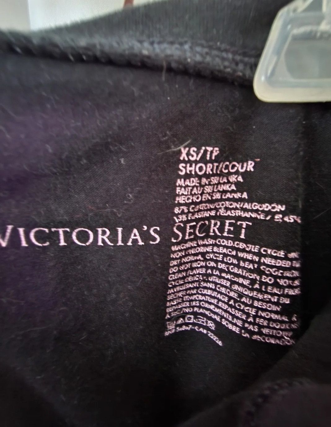 Victoria's Secret Victoria's Secret Yoga Heart Leopard VS Leggings XS Short Size 30" / US 8 / IT 44 - 2 Thumbnail