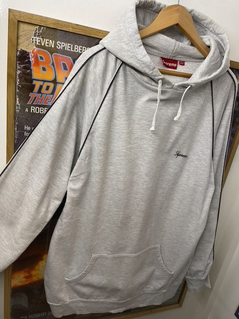 Supreme 2003 Vintage Supreme Script Logo Piping Striped Hoodie Size US XL / EU 56 / 4 - 5 Thumbnail