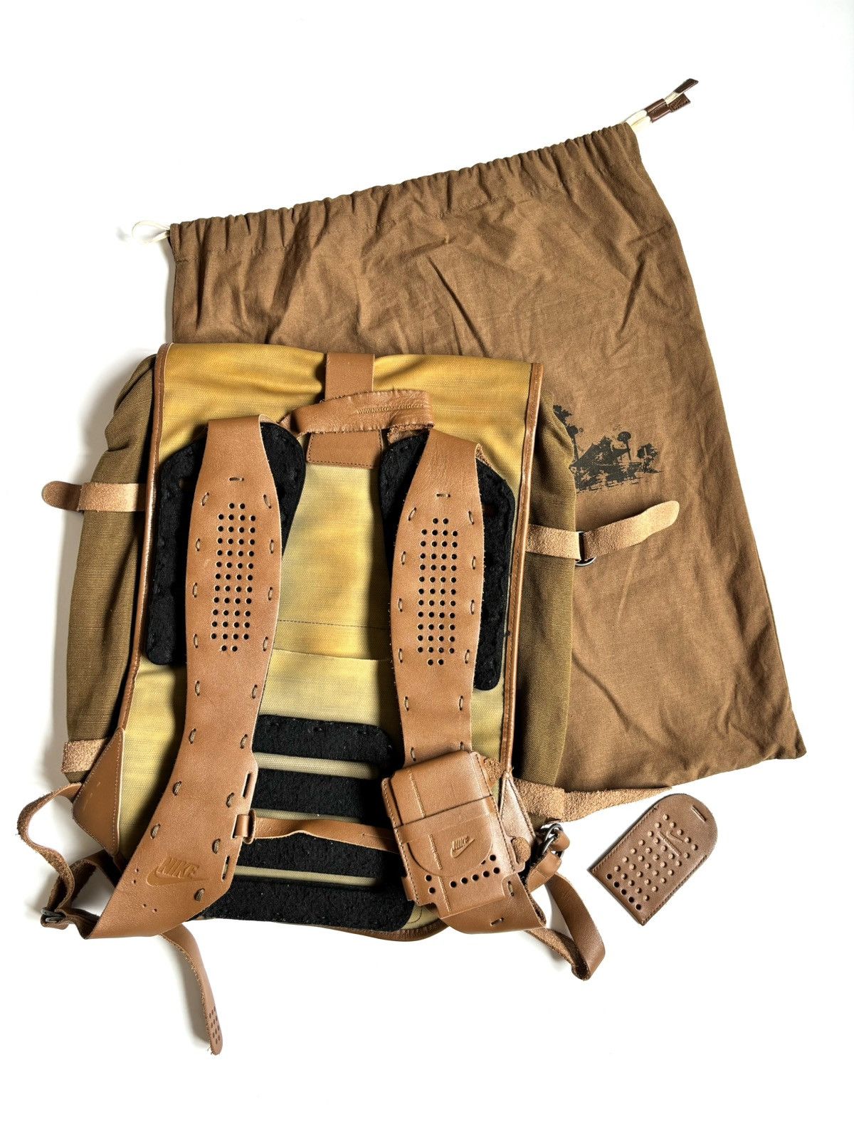 Nike Very Rare Nike Considered Backpack Size ONE SIZE - 2 Thumbnail