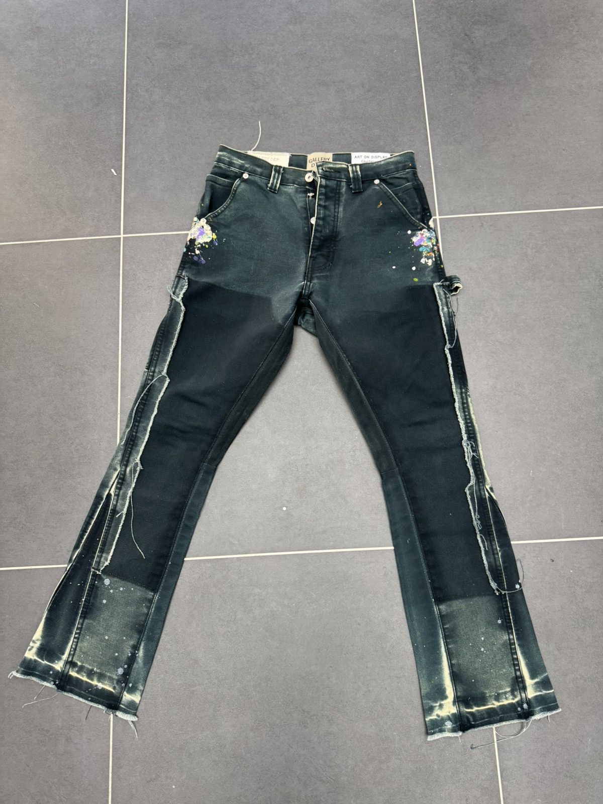 Gallery Dept. Gallery dept paint splatter flared jeans Size US 35 - 10 Thumbnail