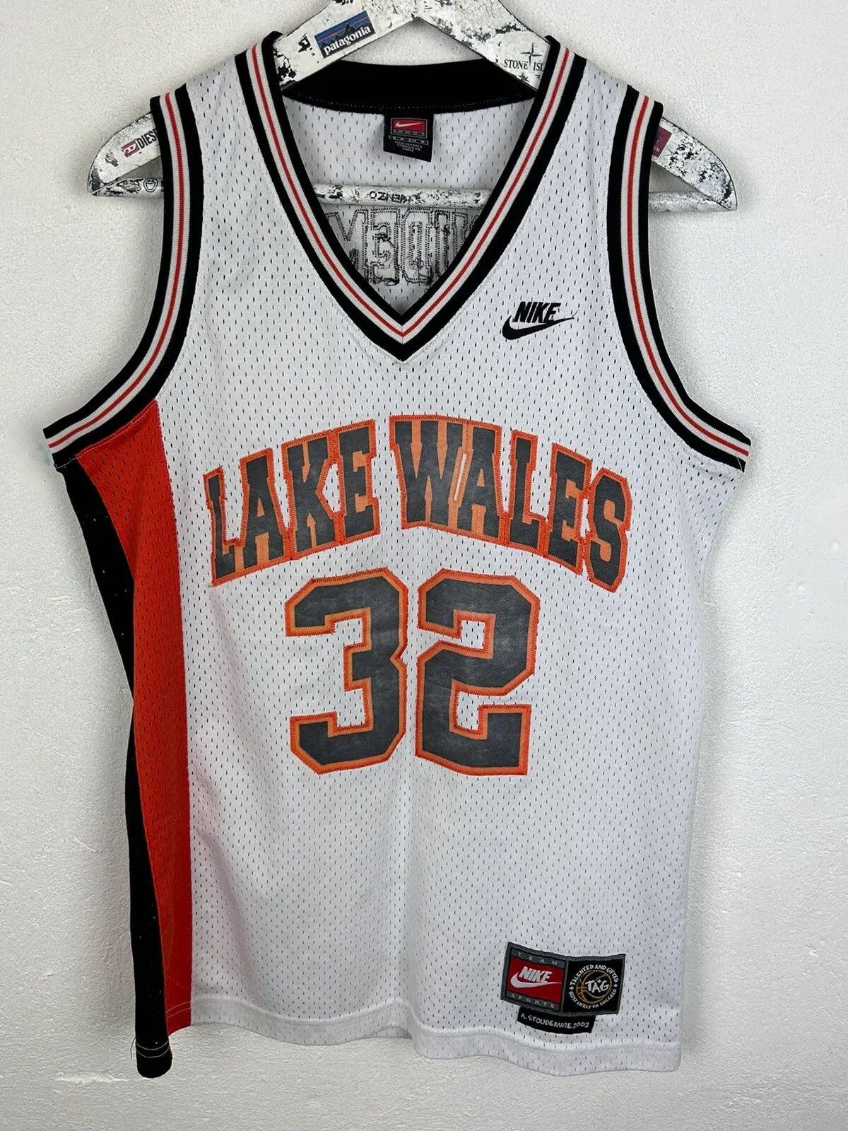 Nike 00s Vintage Nike Amar'e Stoudemire 2002 Lake Wales 32 Jersey Size US S / EU 44-46 / 1 - 1 Thumbnail