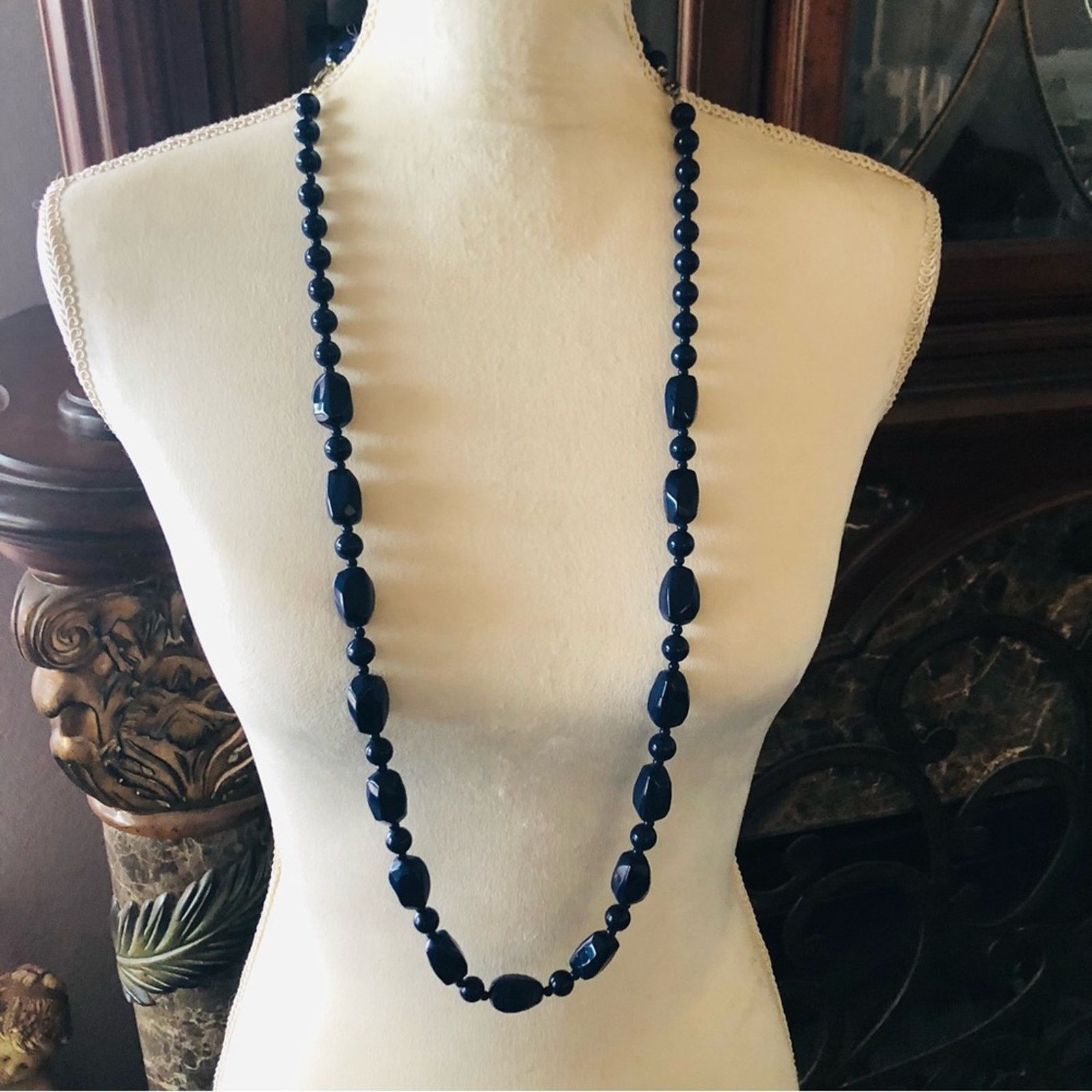 Jewelry Modern vintage chunky navy bead necklace Size ONE SIZE - 2 Thumbnail