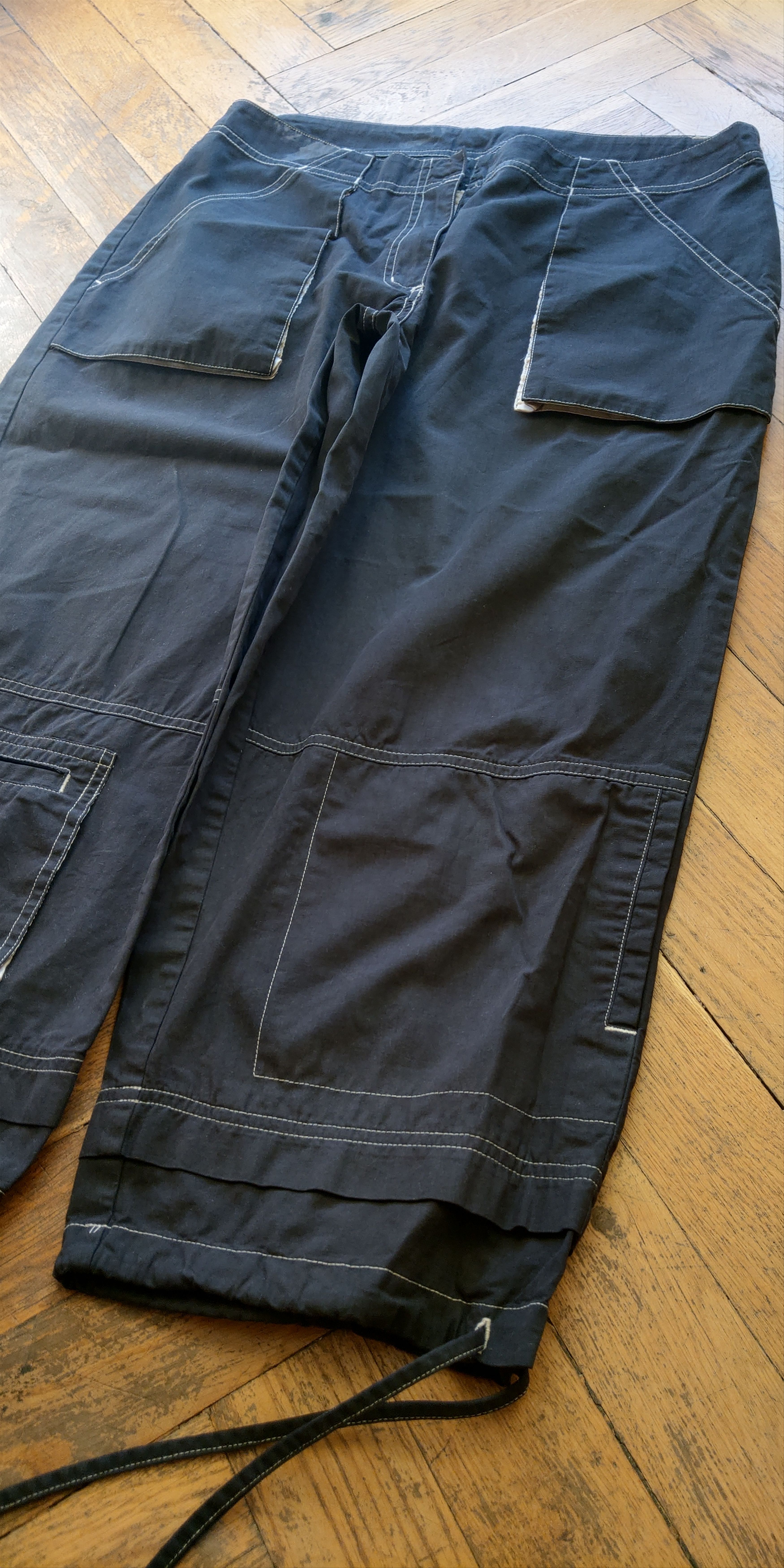 Vintage Asymmetric 3/4 Pants Flared Shorts Rave opium grunge Cargo M Size US 32 / EU 48 - 3 Thumbnail