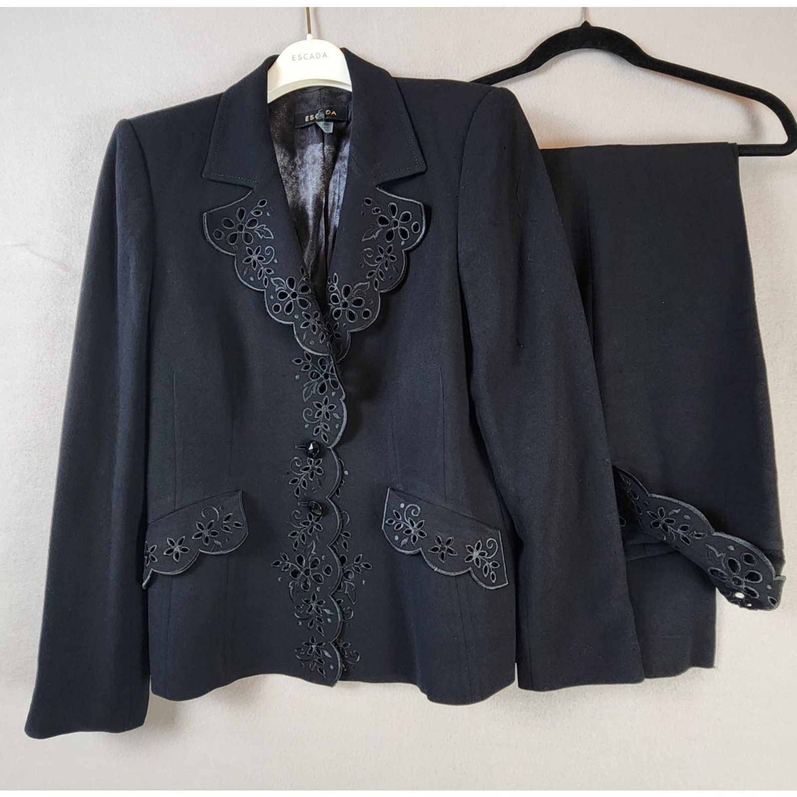 Escada Escada Scalloped Pant Suit Women Sz 12 Wool Black Embroidery Size XL / US 12-14 / IT 48-50 - 1 Thumbnail