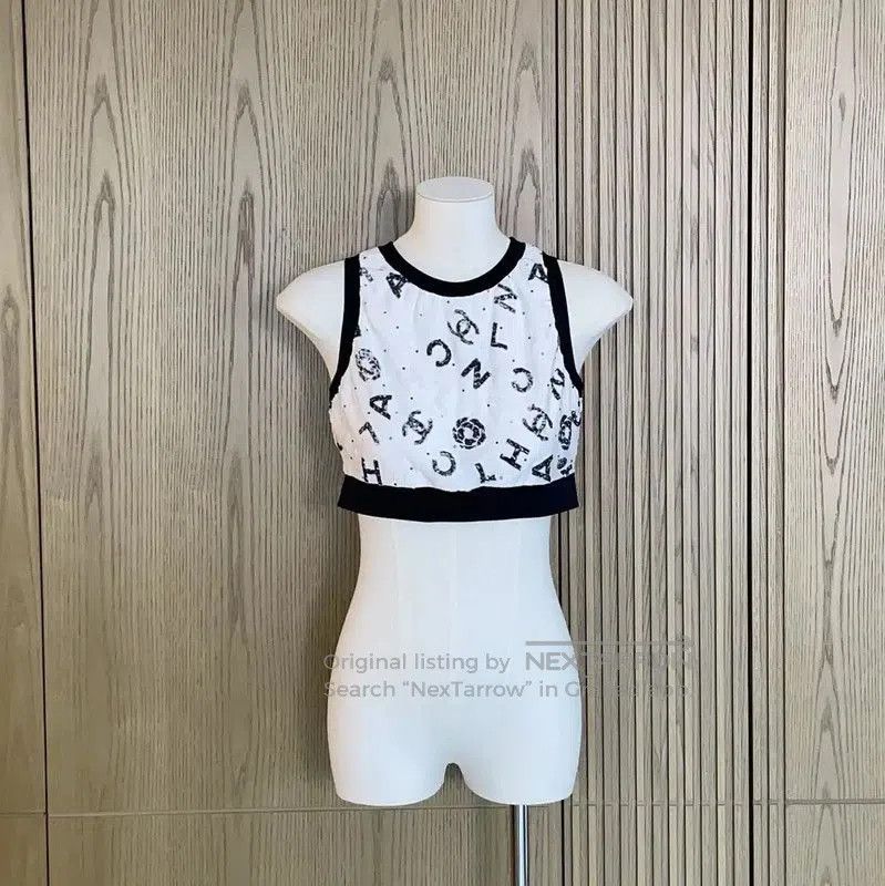 Chanel Chanel White Sequin Sleeveless Cropped Top . Size XS / US 0-2 / IT 36-38 - 1 Thumbnail