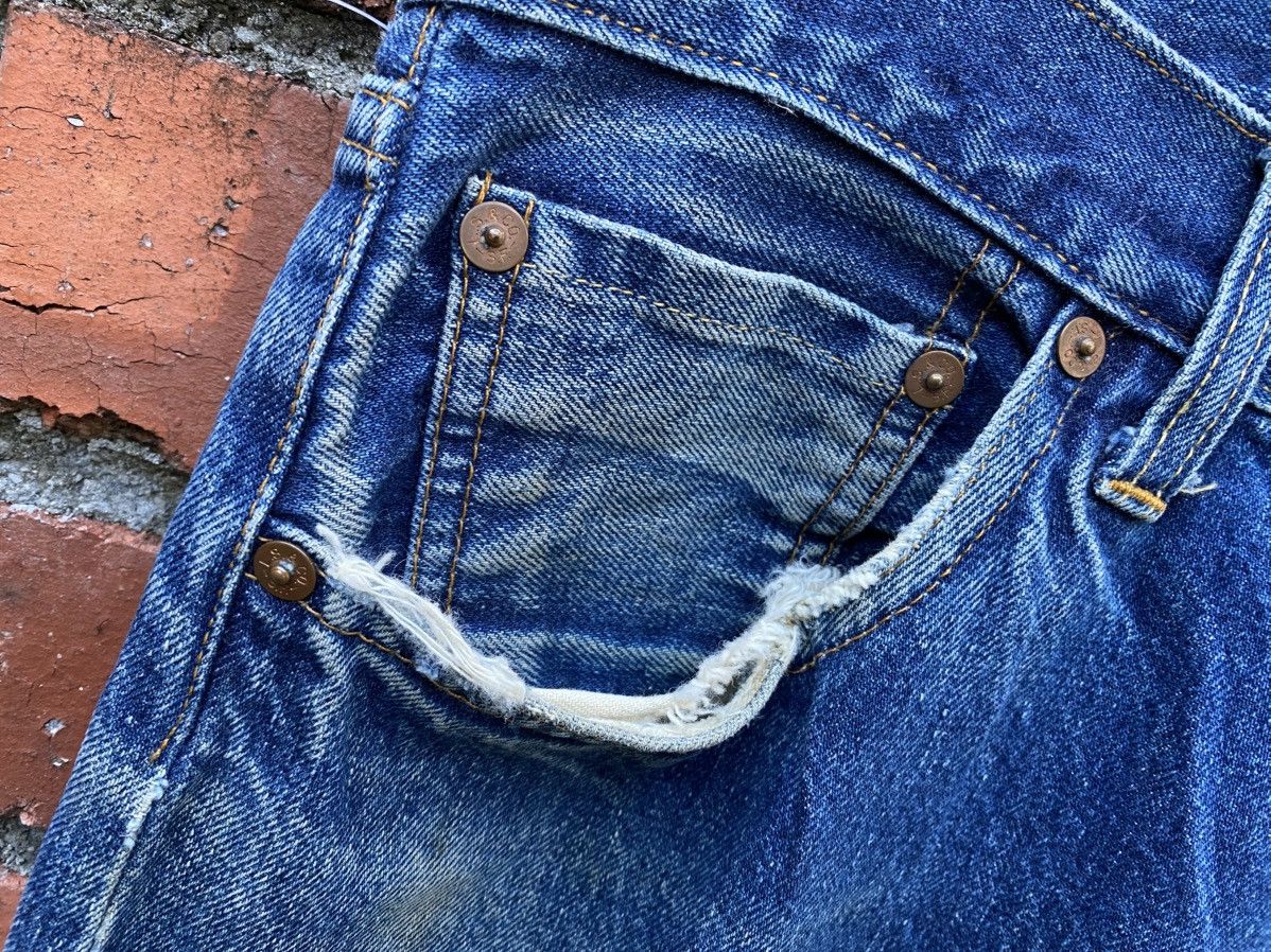 Levi's Vintage Clothing W32x30 Vintage levi's 501xx redline distressed dirt made USA Size US 32 / EU 48 - 5 Thumbnail