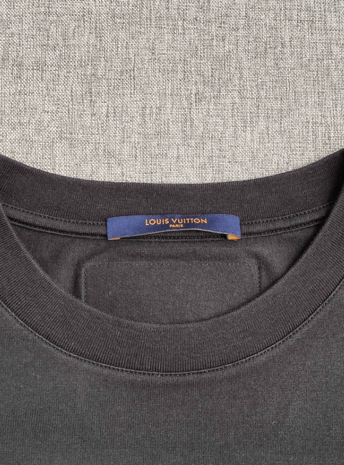 Louis Vuitton Louis Vuitton crew neck short sleeve Size US M / EU 48-50 / 2 - 7 Thumbnail