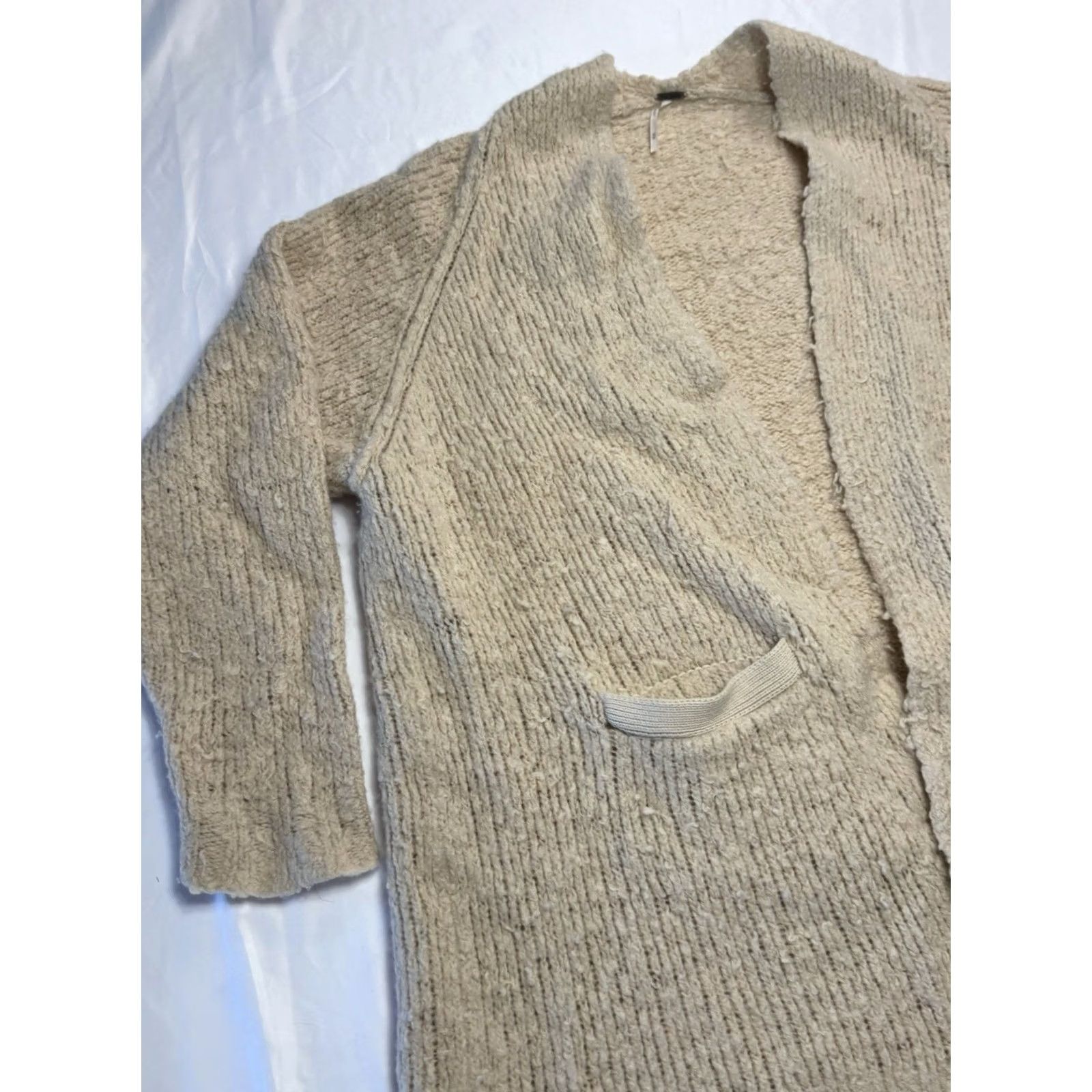 Free People Free People Cardigan Sweater Wool Knit Fuzzy Open Front Bohemian Womens Medium Beige Wool Blend Casual, Travel All Seasons Size M / US 6-8 / IT 42-44 - 3 Thumbnail
