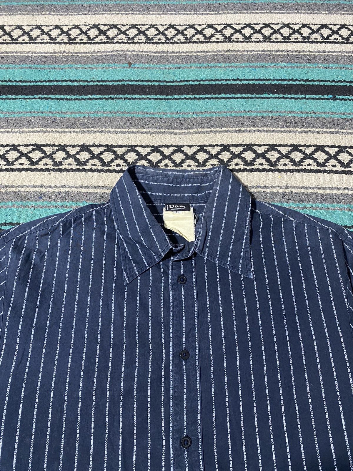 Dolce & Gabbana 2000s Dolce & Gabbana - Monogram Stripped Text Shirt Size US L / EU 52-54 / 3 - 4 Thumbnail