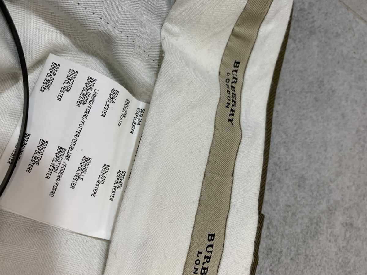 Burberry × Designer × Vintage 90s Burberry Khaki Brown Relaxed Straight Pleated Trousers Size US 36 / EU 52 - 6 Thumbnail
