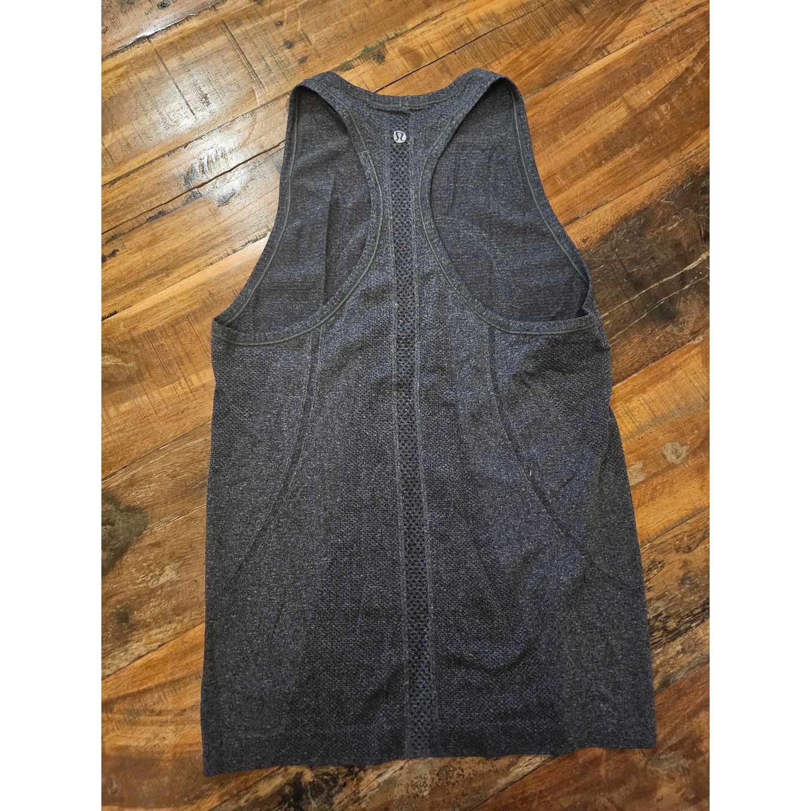 Lululemon Lululemon Grey Womens Workout Tank Size 6 Size M / US 6-8 / IT 42-44 - 3 Thumbnail