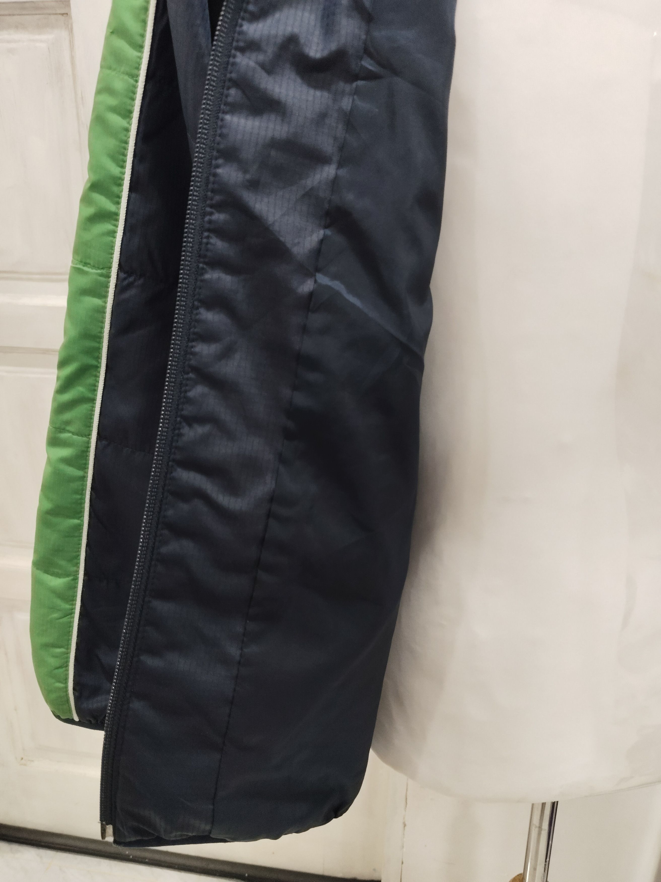 Nike × Vintage Vintage Nike Big Logo at Back Light Jacket Size US L / EU 52-54 / 3 - 5 Thumbnail