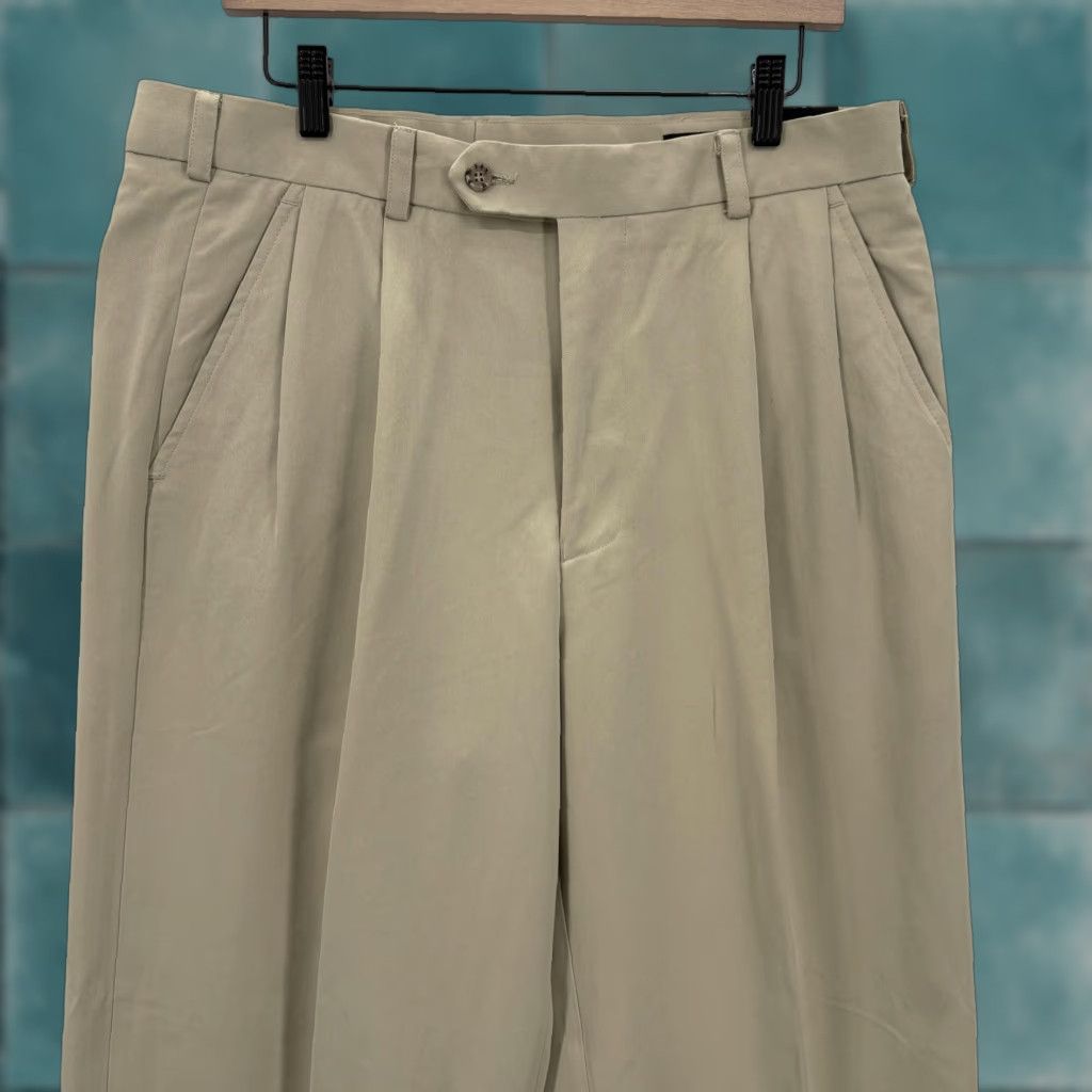 Izod IZOD Pants Mens 34x32 Khaki Microfiber Pleated Front Cuffed Chino Slacks Casual Size US 34 / EU 50 - 1 Thumbnail
