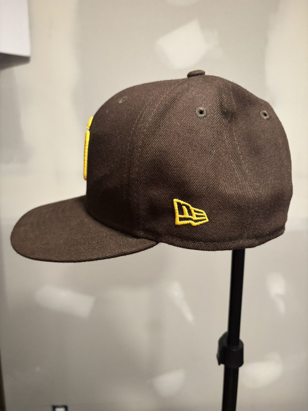 New Era × Vintage San Diego Padres Fitted Baseball Hat Size ONE SIZE - 2 Thumbnail
