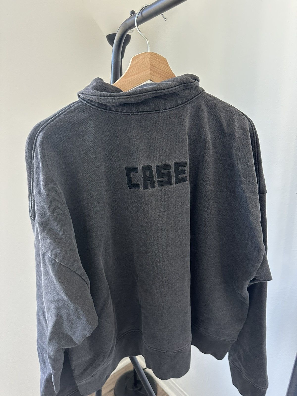 basketcase gallery Basketcase Gallery Spellout Quarter Zip Size US M / EU 48-50 / 2 - 2 Thumbnail