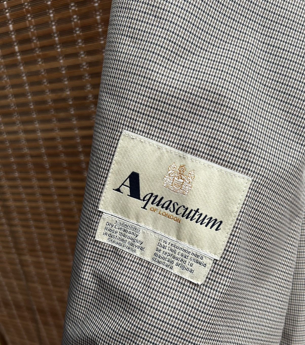 Aquascutum Aquascutum Houndstooth Check Packable Nylon Coat Size 44 Size US XL / EU 56 / 4 - 8 Thumbnail